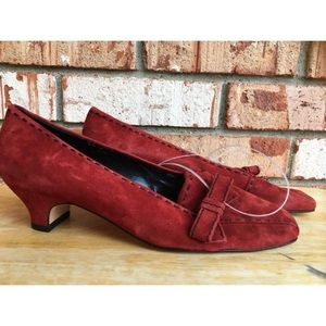 Vaneli Shoes 6M Red Suede Leather Kitten Heel